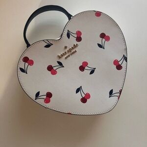 Kate Spade Love Shack Cherry Heart Crossbody‎ Bag EUC!!